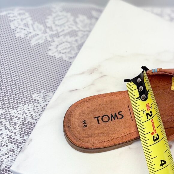 TOMS Leather Jutti Mules - Picture 10 of 10
